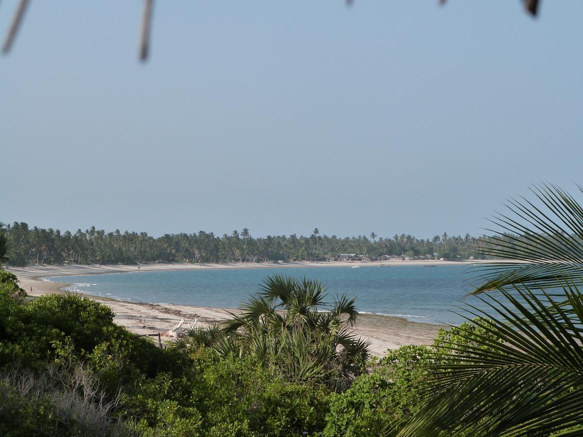 The Beach Crab Resort Pangani Extérieur photo